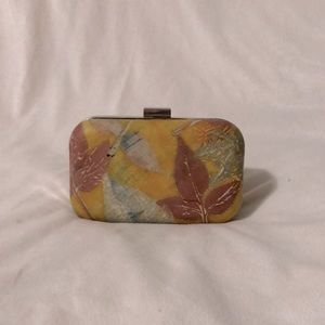 Handcrafted genuine leather clutch